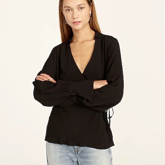 🎄 J. Crew Drapey crepe wrap top - Picture 4 of 10